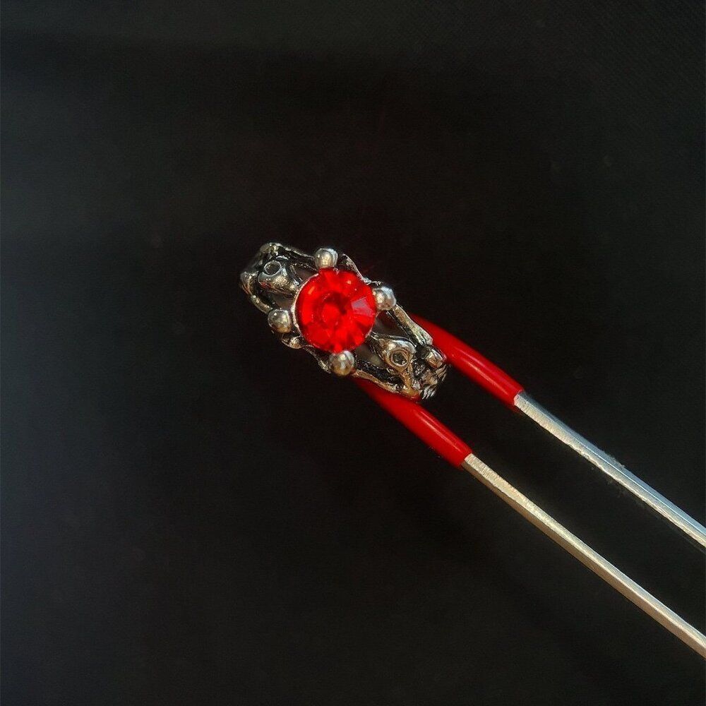 Red Stone Ring - Picture 2 of 6